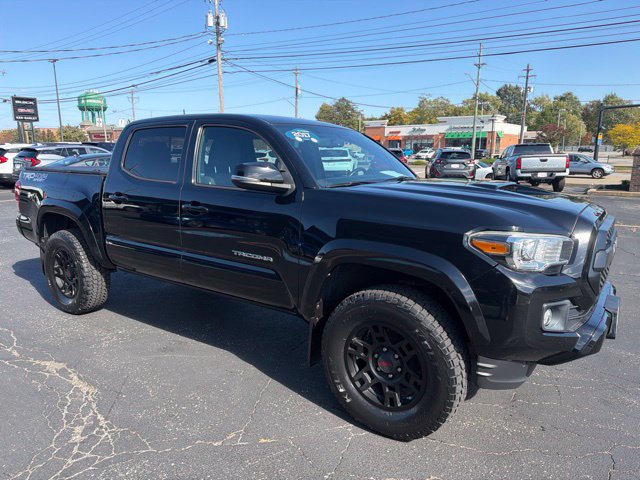 Used 2017 Toyota Tacoma TRD Sport w/ Tow Package