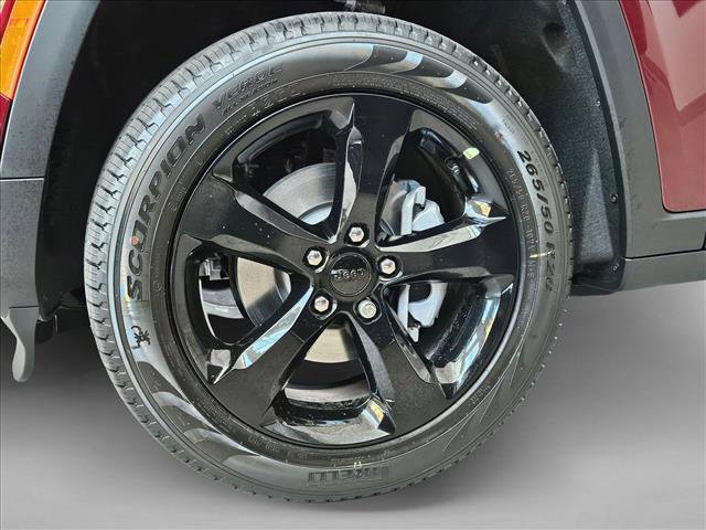 New 2026 Jeep Grand Cherokee Limited w/ Limited Altitude Package AWD/4WD image 10