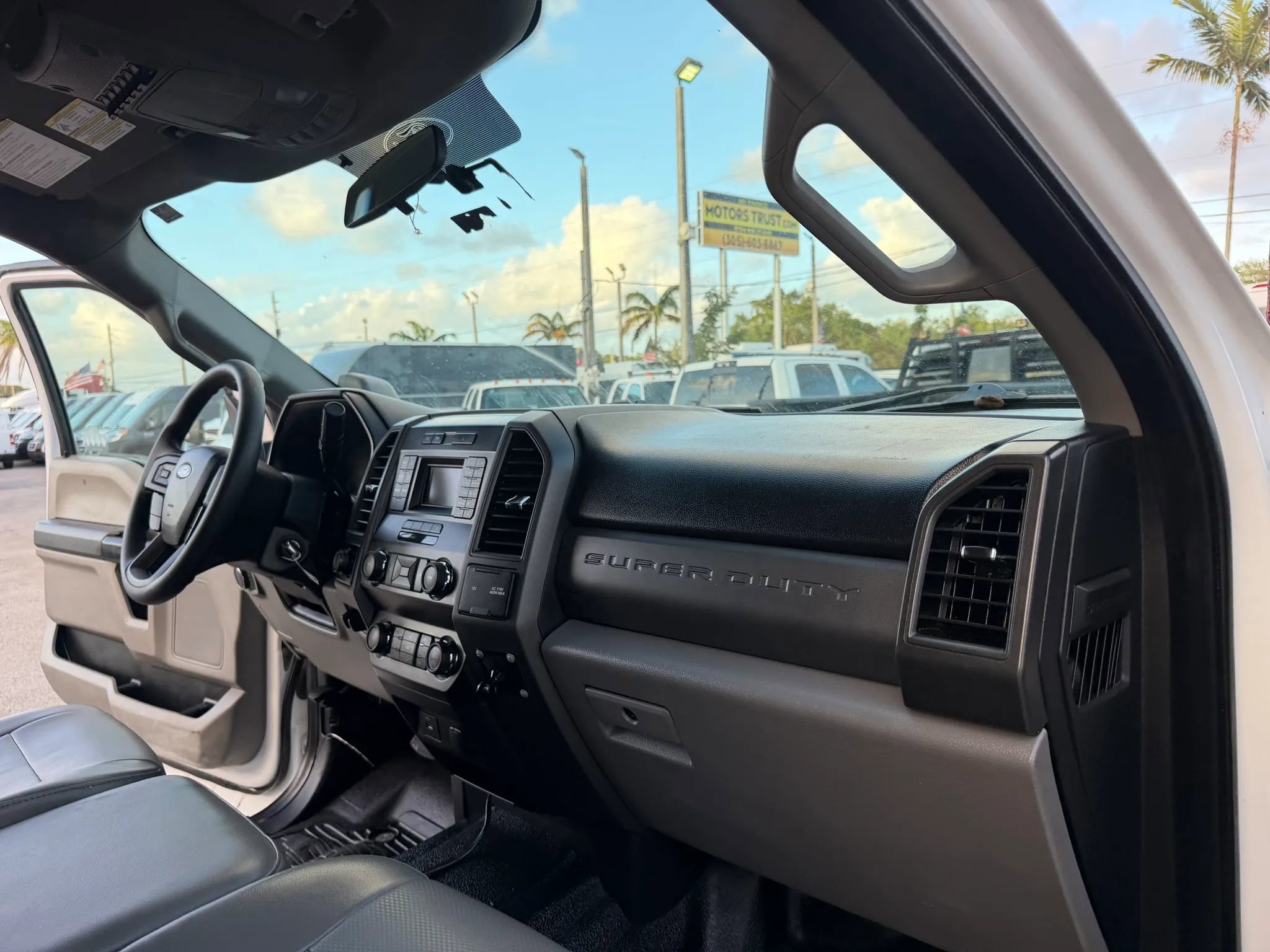 Used 2019 Ford F450 XL w/ Power Equipment Group image 19