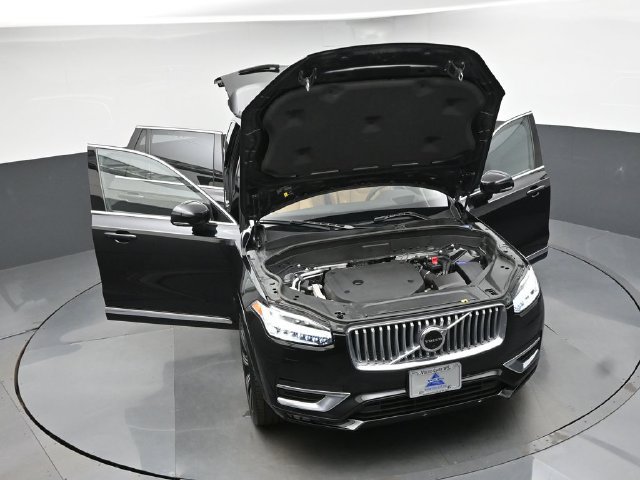 Used 2023 Volvo XC90 B6 Ultimate w/ Protection Package Premier AWD/4WD image 50