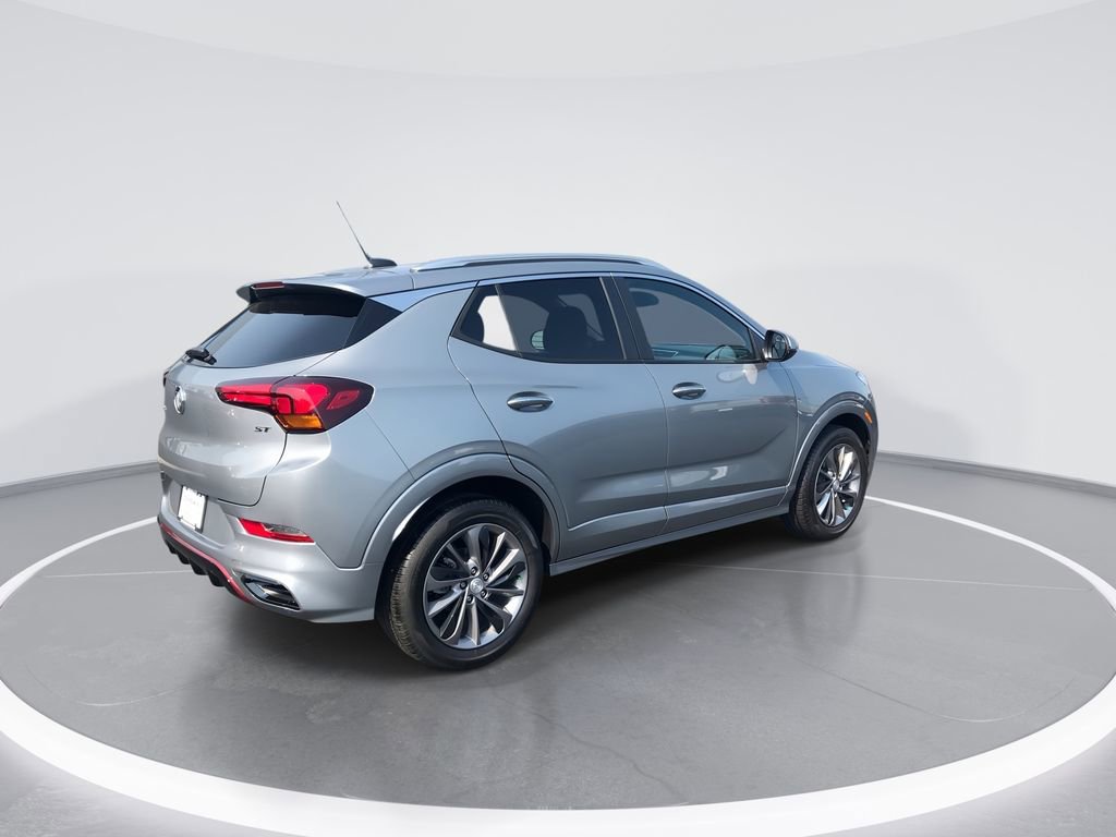 Used 2023 Buick Encore GX Select w/ Sport Touring Package image 8