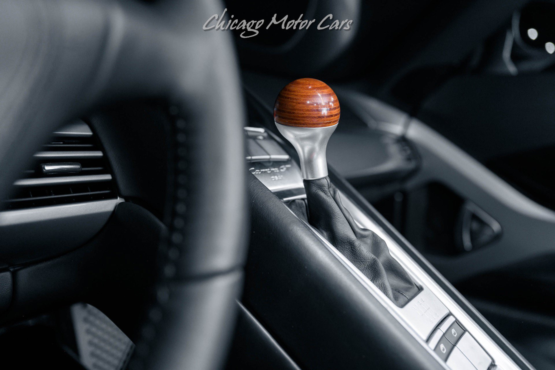 Used 2005 Porsche Carrera GT RWD image 13