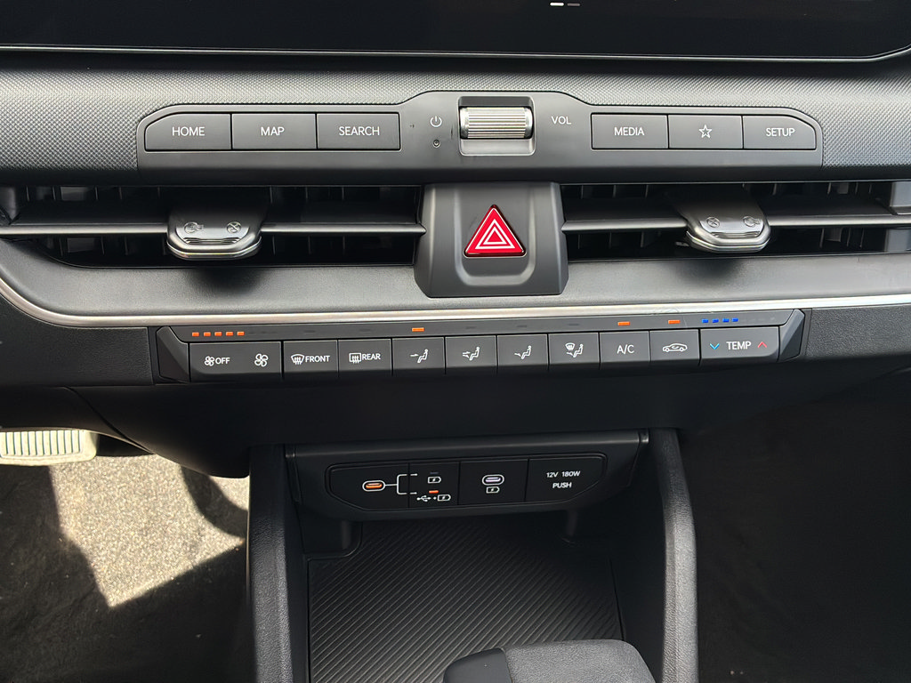 New 2026 Kia K4 FWD image 22