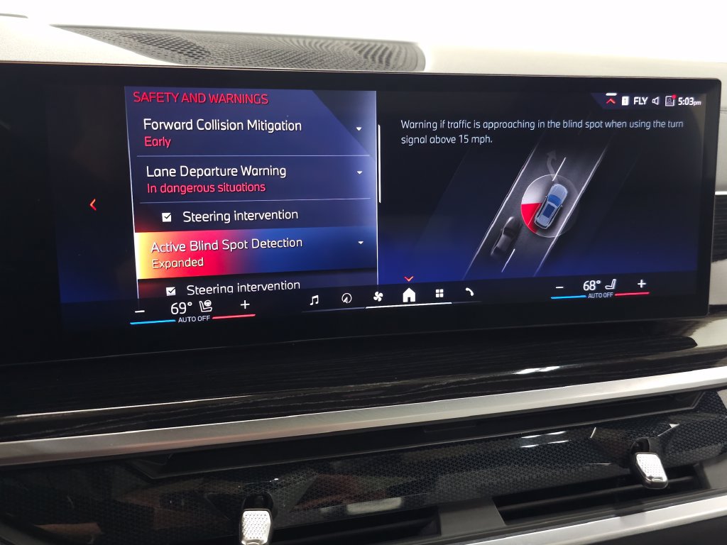 Certified 2024 BMW X5 xDrive40i w/ M Sport Package AWD/4WD image 28