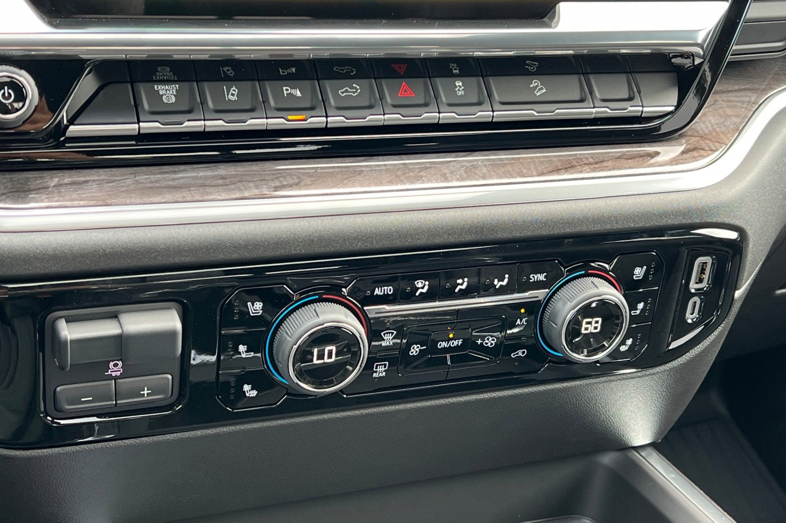 New 2025 Chevrolet Silverado 2500 LTZ w/ Trail Boss Package image 20