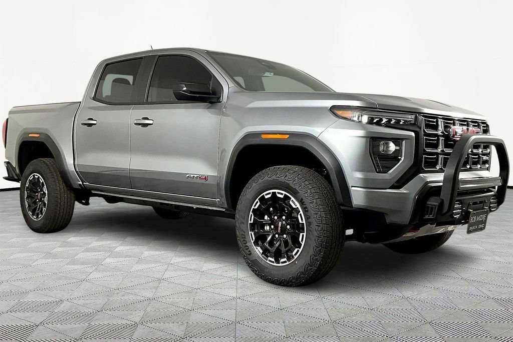 New 2026 GMC Canyon AT4 w/ Off-Road Front Bumper Package AWD/4WD image 3