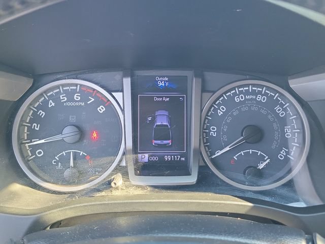 Used 2020 Toyota Tacoma SR5 RWD image 27