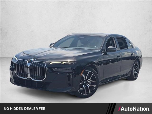 Used 2023 BMW 740i w/ Parking Assistance Package RWD image 1