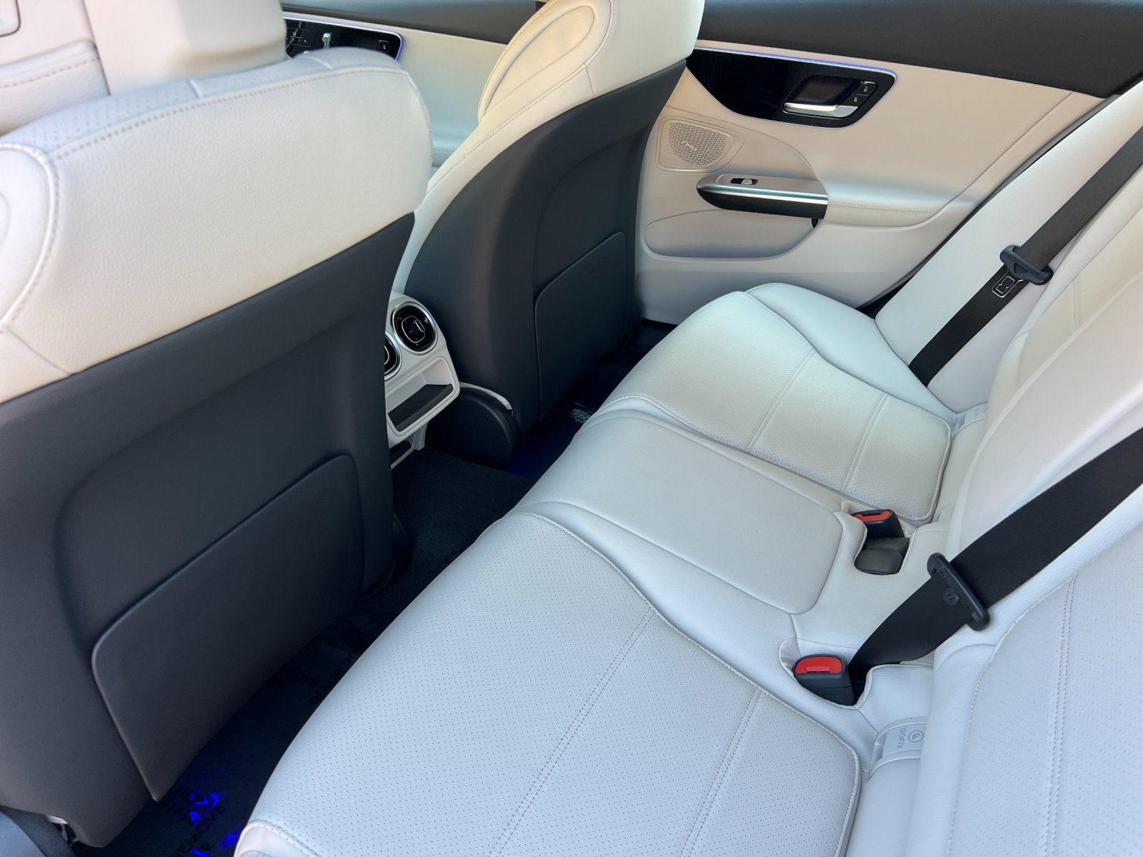 New 2026 Mercedes-Benz C 300 Sedan image 11