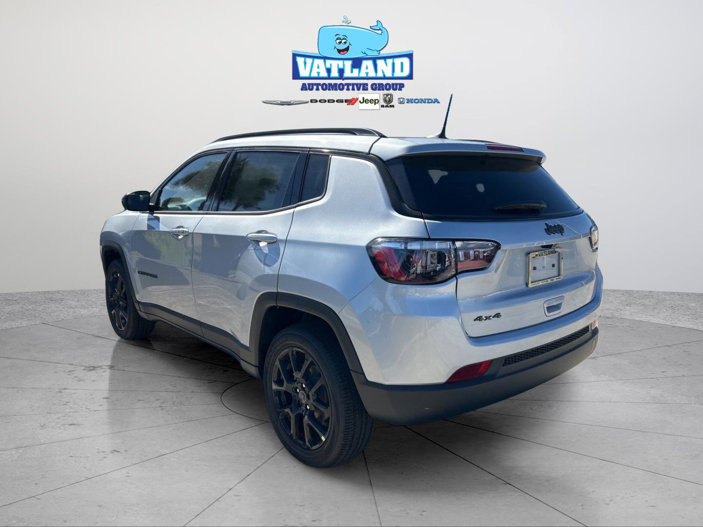 New 2026 Jeep Compass Latitude image 3