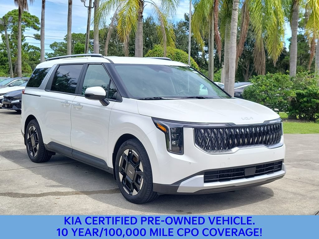 Certified 2025 Kia Carnival EX FWD image 3