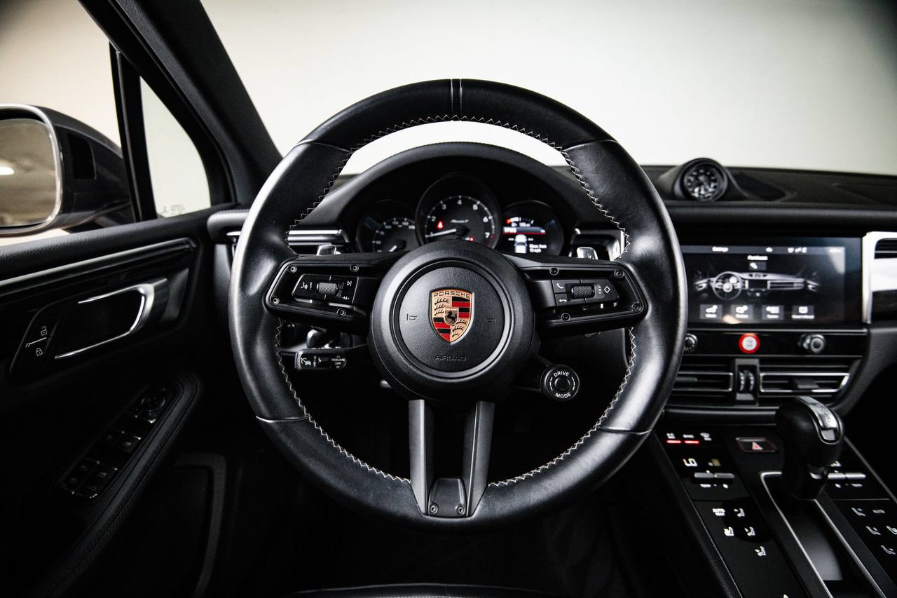 Certified 2023 Porsche Macan Turbo AWD/4WD image 26
