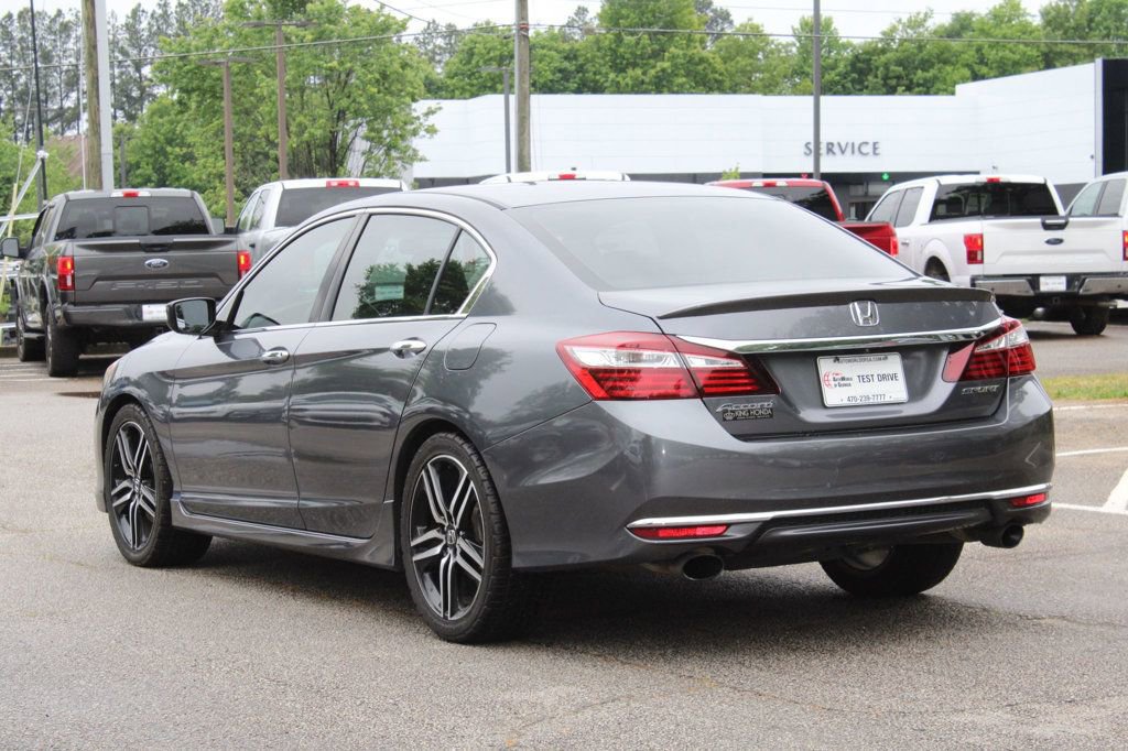 Used 2017 Honda Accord Sport image 6