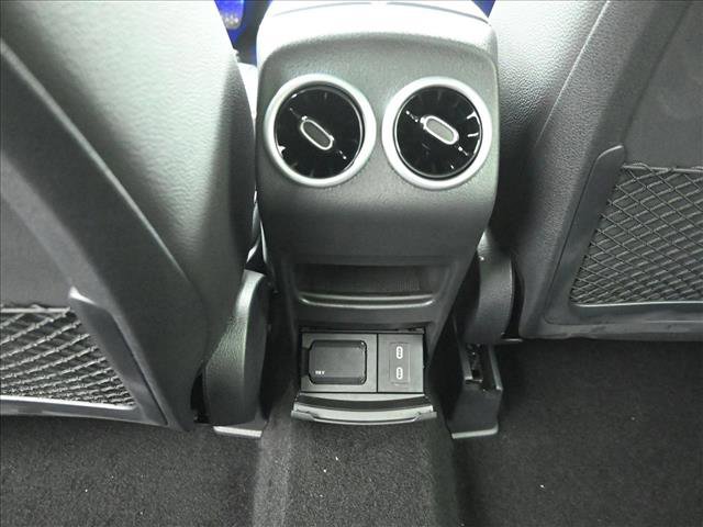 New 2026 Mercedes-Benz GLB 250 4MATIC image 23