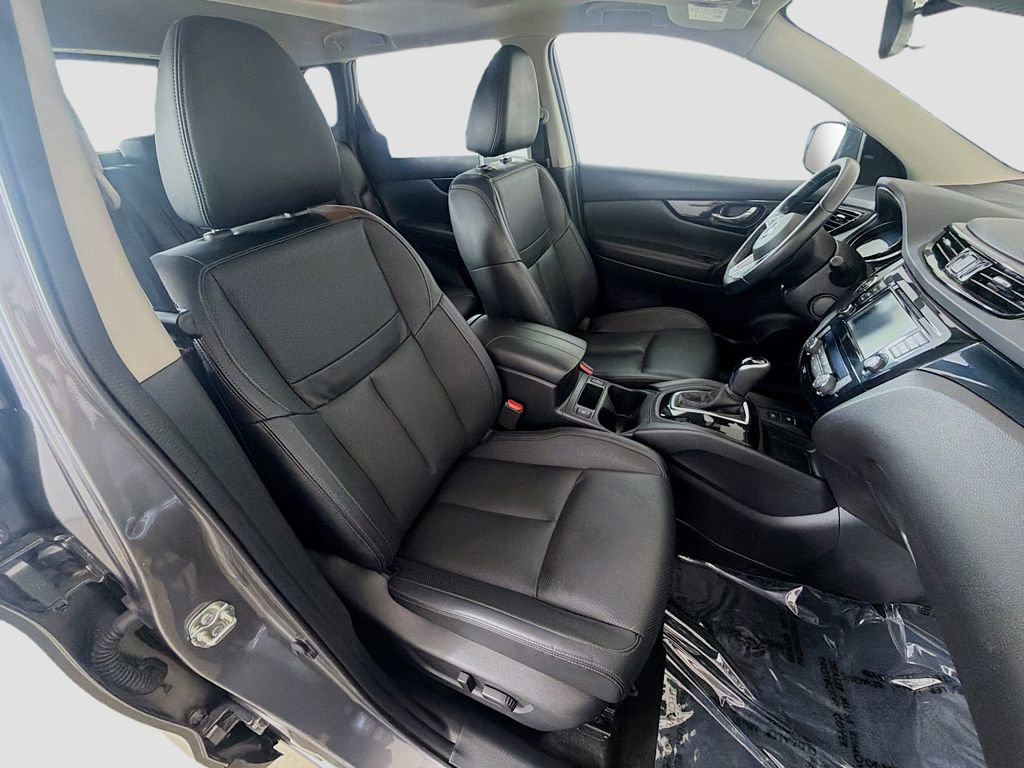 Used 2022 Nissan Rogue Sport SL w/ Premium Package AWD/4WD image 23