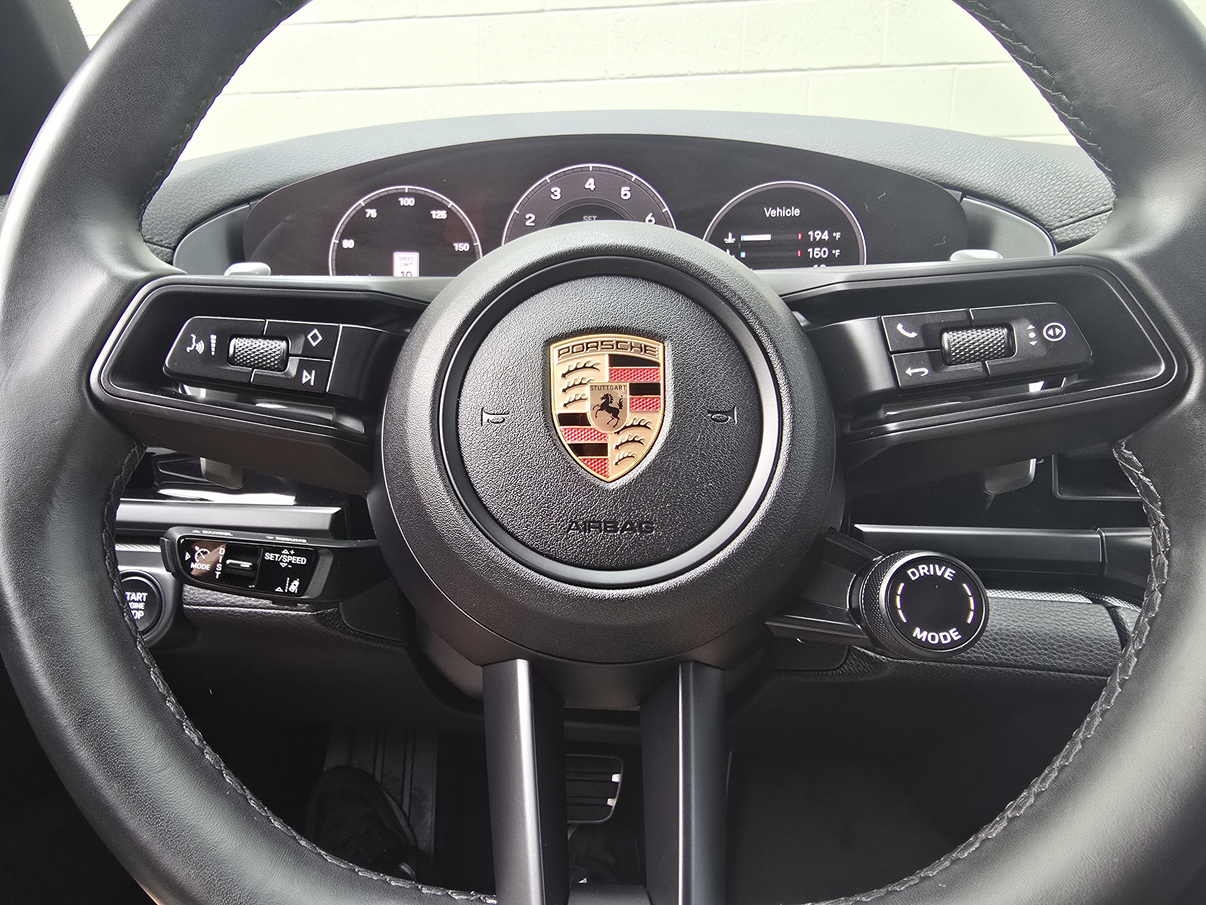 Certified 2025 Porsche Panamera 4 AWD/4WD image 26