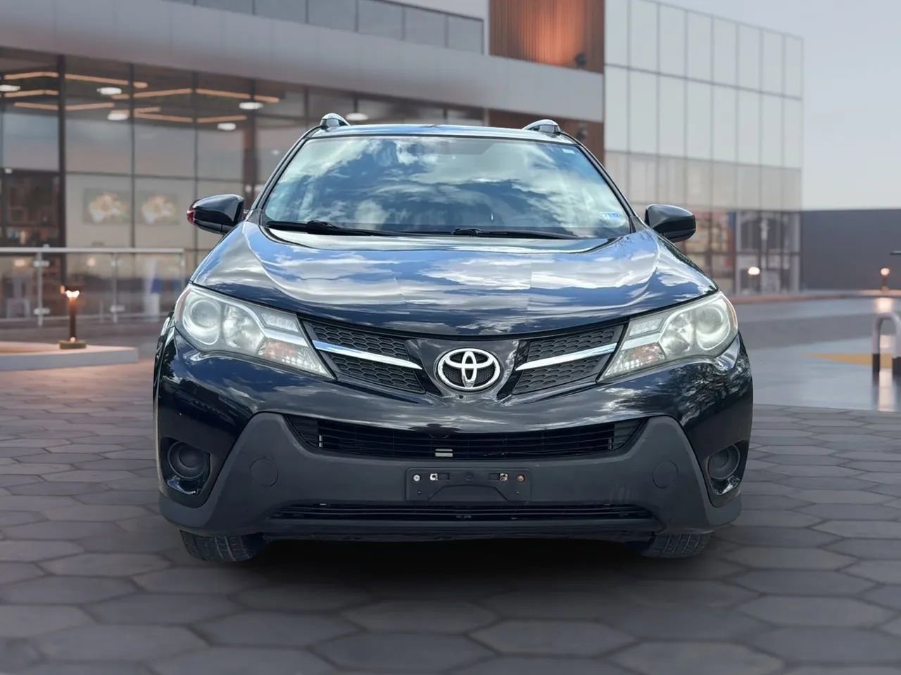 Used 2015 Toyota RAV4 LE image 2