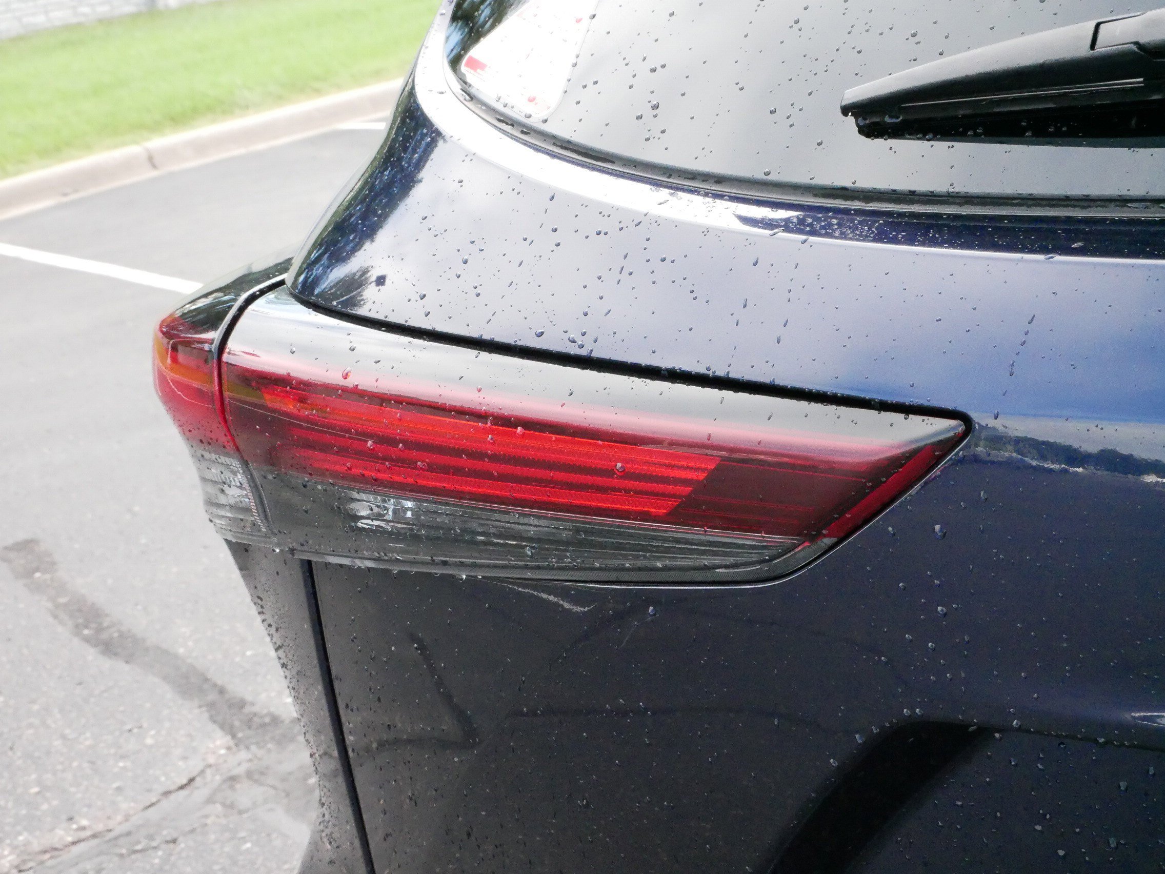 Certified 2024 Toyota Highlander XLE image 17