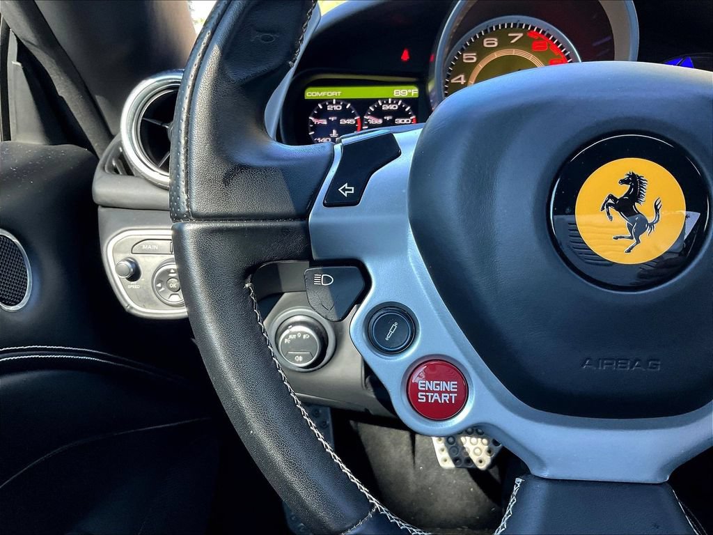 Used 2016 Ferrari California T RWD image 10