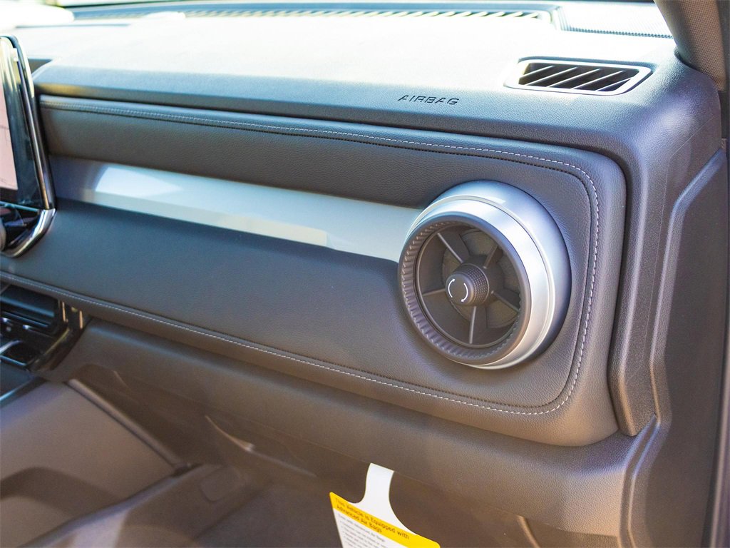 New 2026 Chevrolet Colorado LT w/ LT Convenience Package image 12