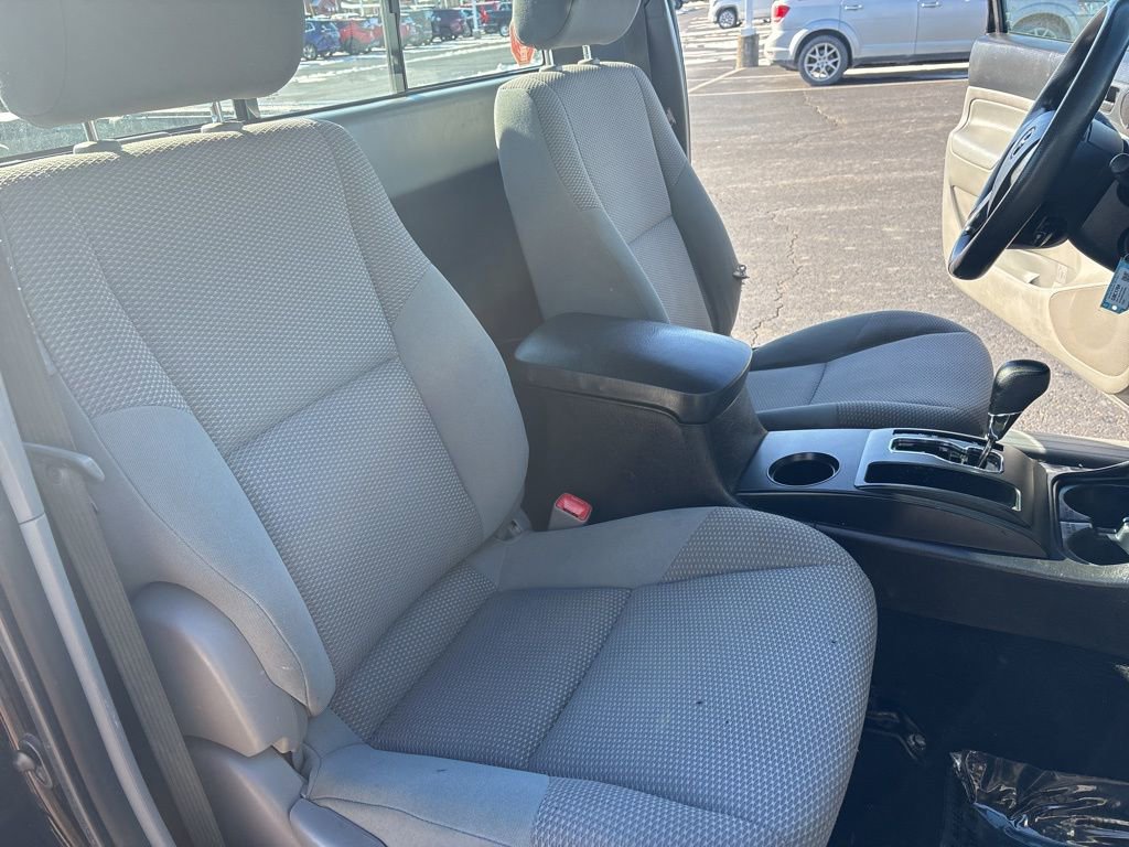 Used 2014 Toyota Tacoma 4x4 Regular Cab image 34