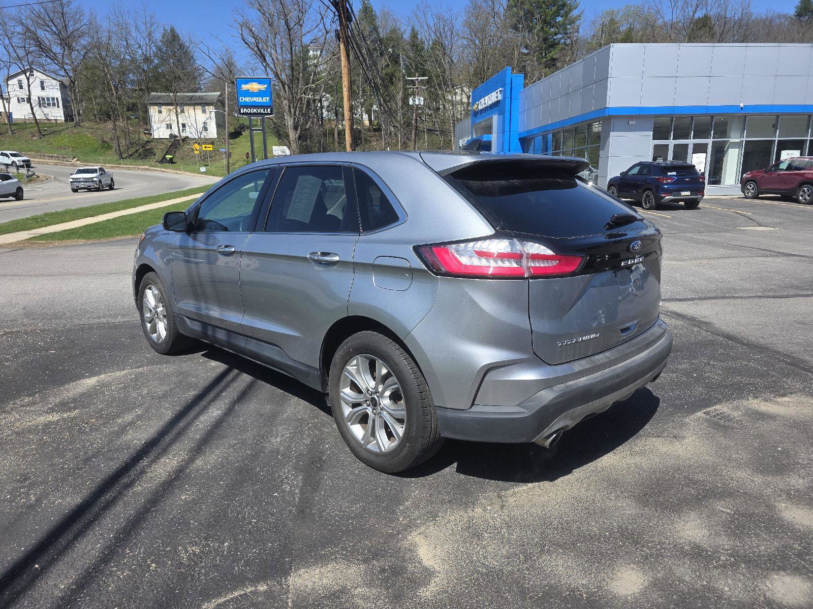 Used 2024 Ford Edge Titanium AWD/4WD image 5