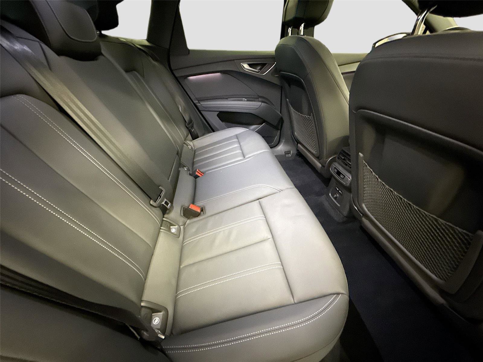 Certified 2023 Audi Q4 e-tron Premium Plus w/ Premium Plus AWD/4WD image 28