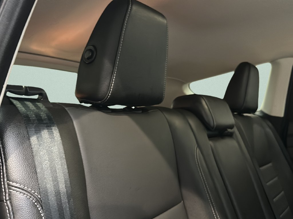 Used 2015 Ford Escape Titanium AWD/4WD image 19