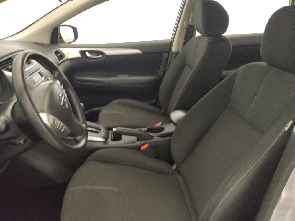 Used 2016 Nissan Sentra S FWD image 17