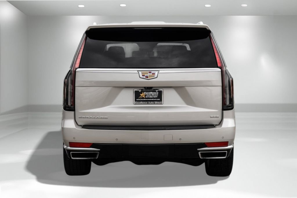 Used 2021 Cadillac Escalade Premium Luxury w/ Driver Assist Tech Package AWD/4WD image 8
