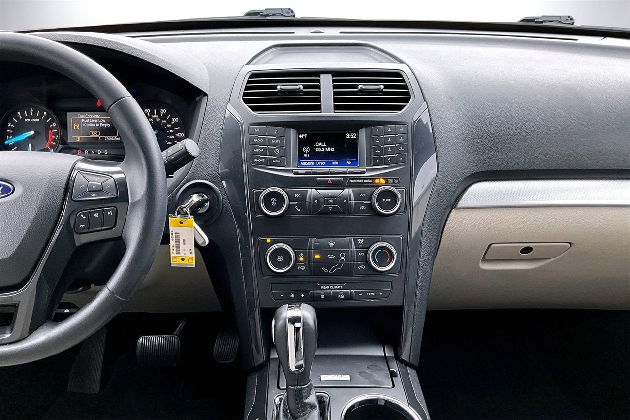 Used 2019 Ford Explorer FWD image 12