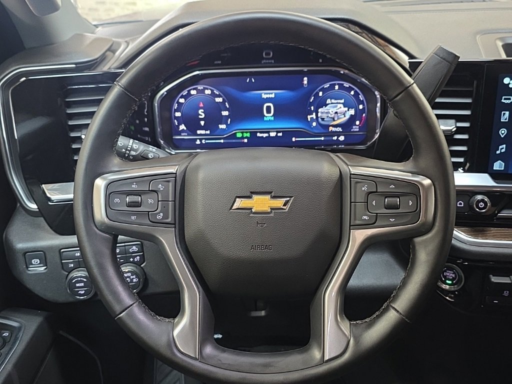 Used 2025 Chevrolet Silverado 2500 LT w/ Z71 Chrome Sport Edition image 20