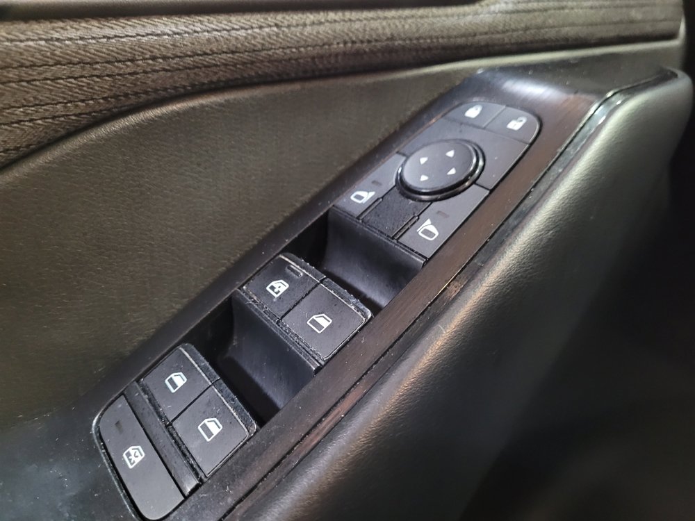 Used 2023 Nissan Rogue S AWD/4WD image 27