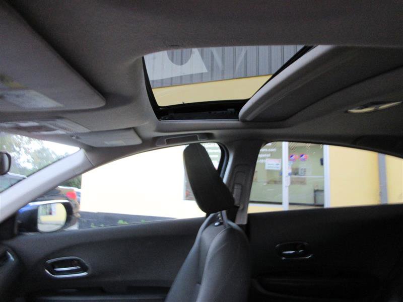 Used 2021 Honda HR-V EX image 26