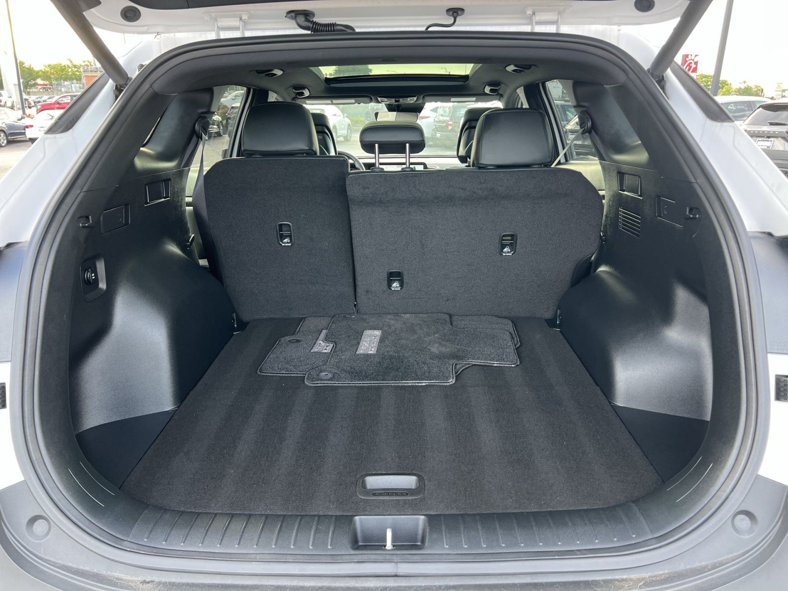 Used 2025 Kia Sportage X-Line w/ Premium Package AWD/4WD image 26