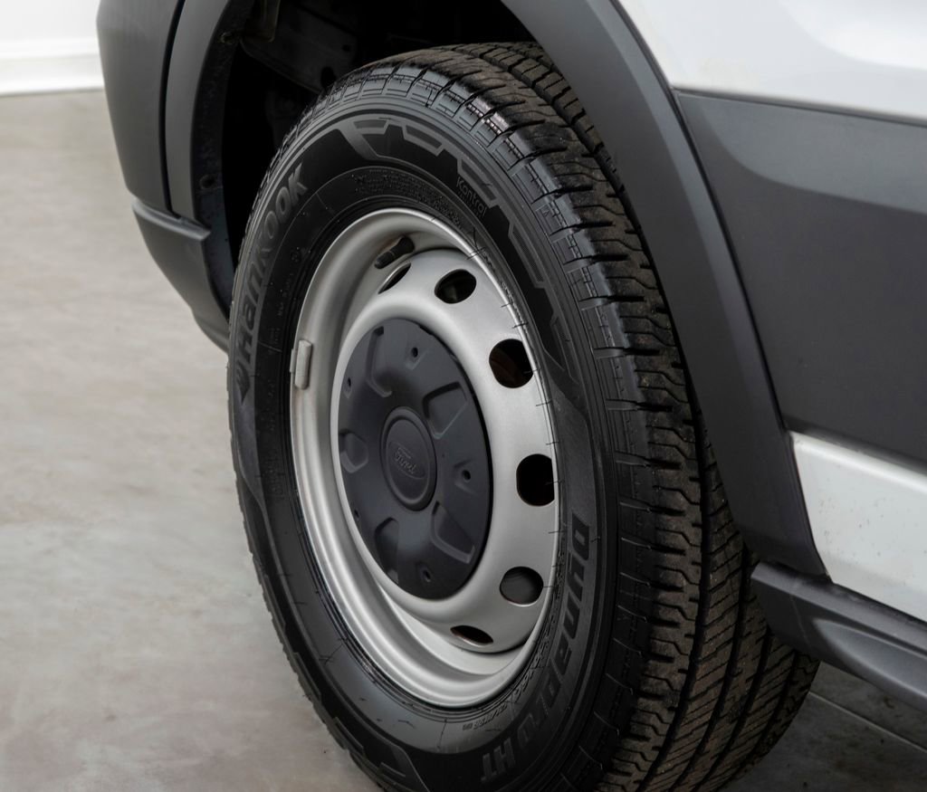 Used 2015 Ford Transit 150 130 Low Roof image 6