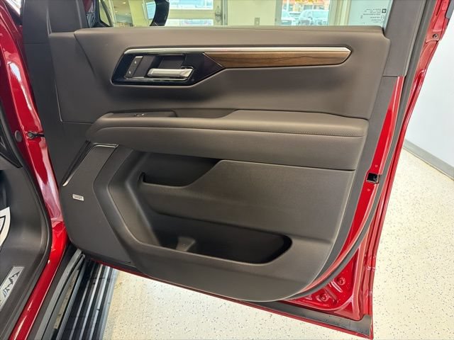 New 2026 Chevrolet Suburban High Country AWD/4WD image 58