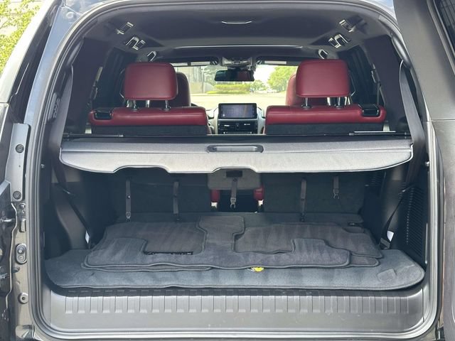 Used 2023 Lexus GX 460 Luxury w/ Sport Design Package AWD/4WD image 12