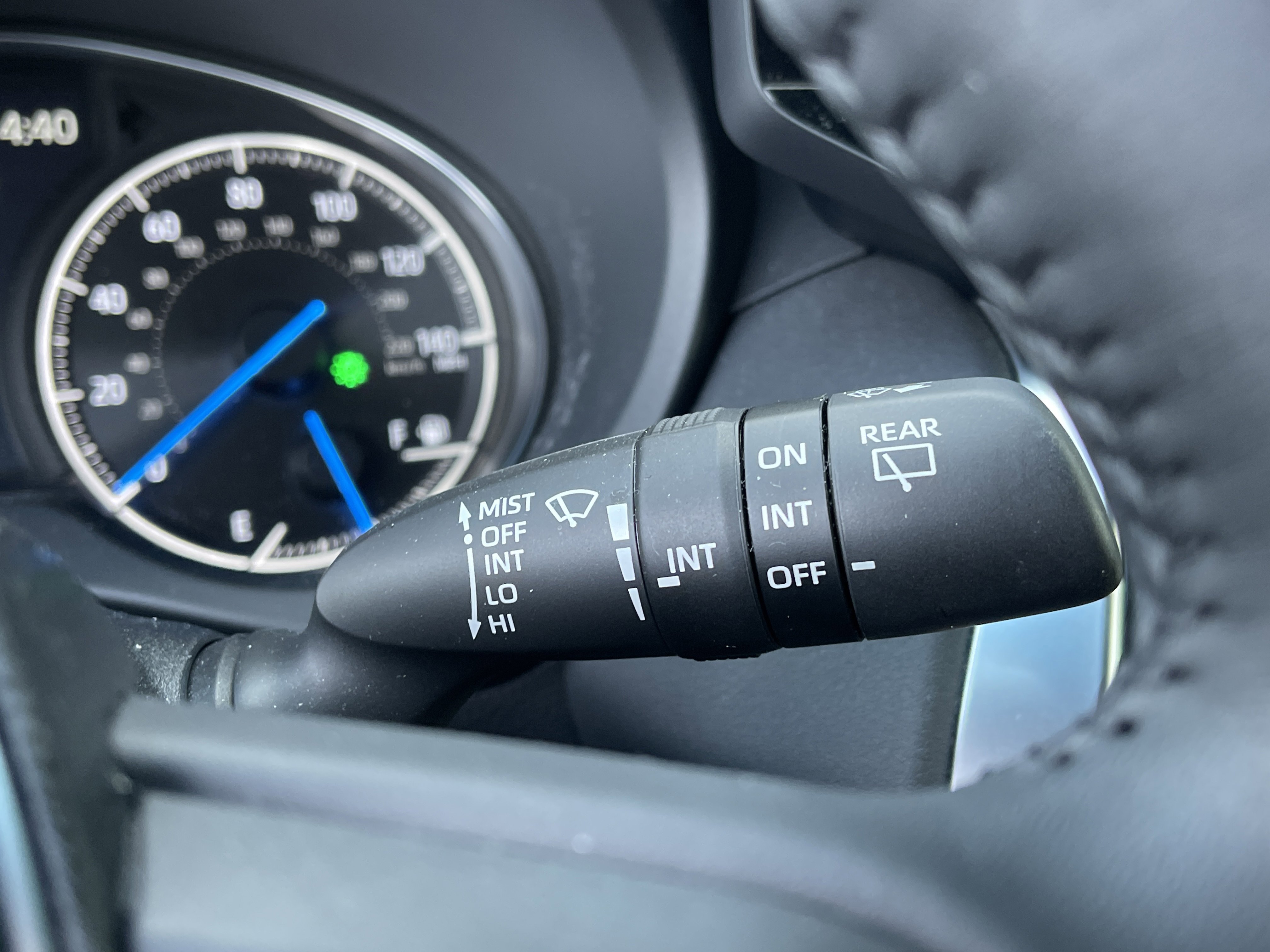 Used 2023 Toyota Venza XLE image 21