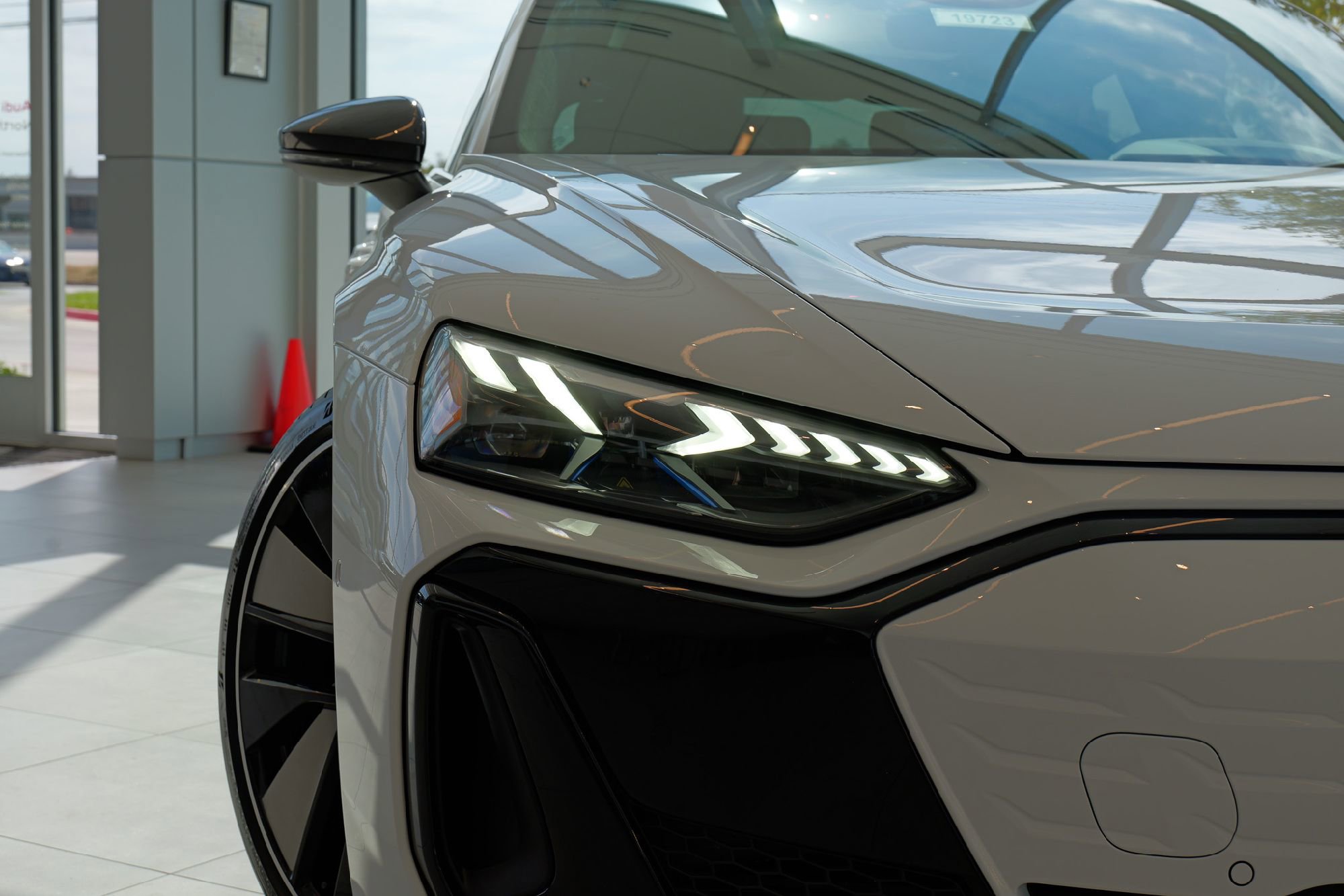 New 2026 Audi S e-tron GT Prestige image 3