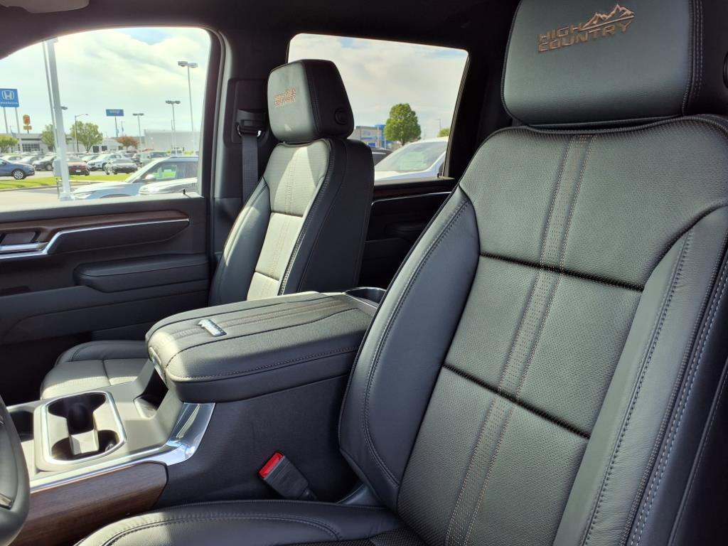 New 2025 Chevrolet Silverado 2500 High Country w/ High Country Premium Package image 11