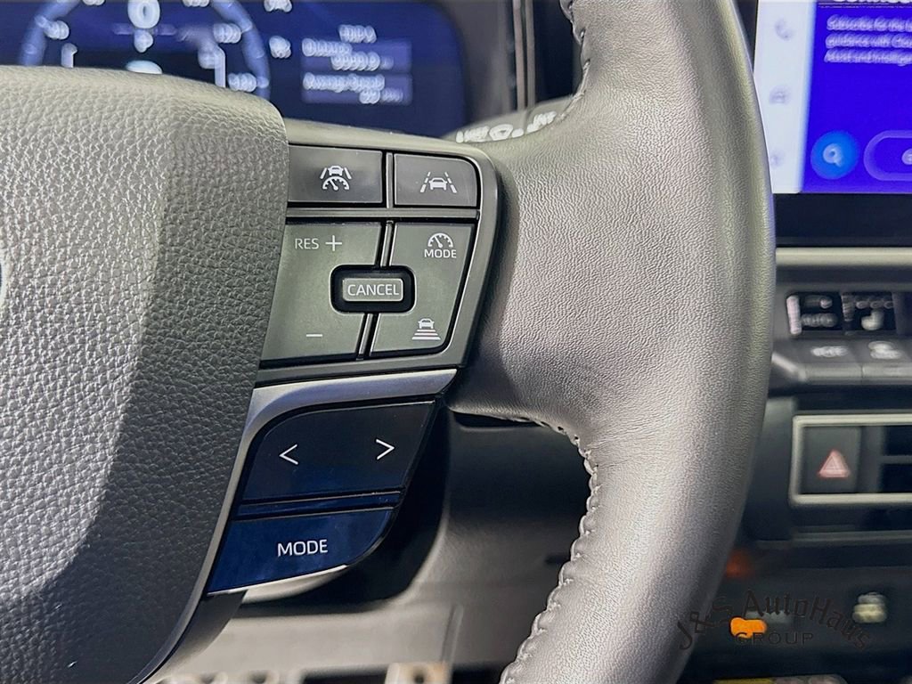 Used 2025 Toyota Camry XSE image 14