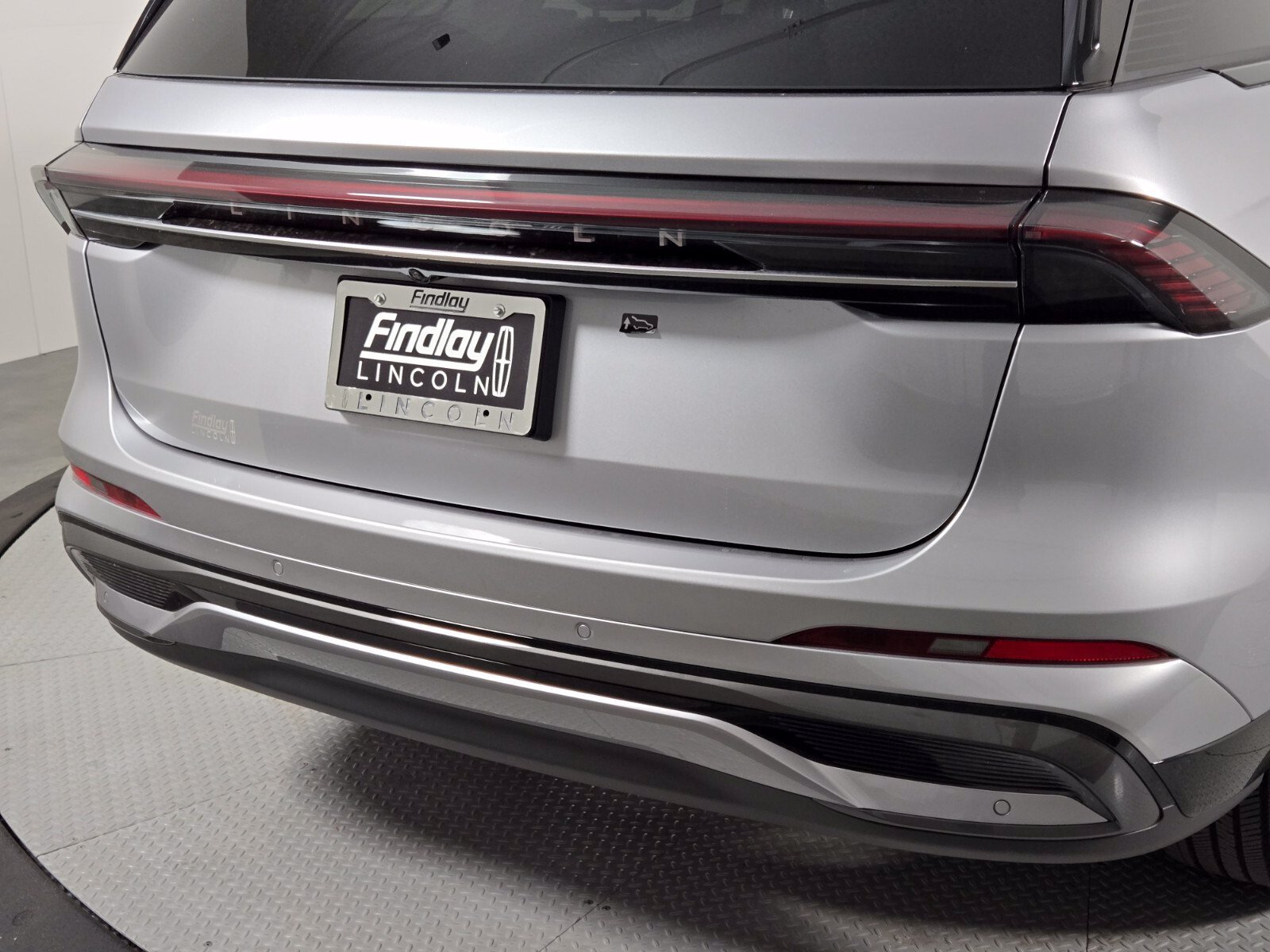 New 2026 Lincoln Nautilus Reserve w/ Jet Appearance Package AWD/4WD image 5