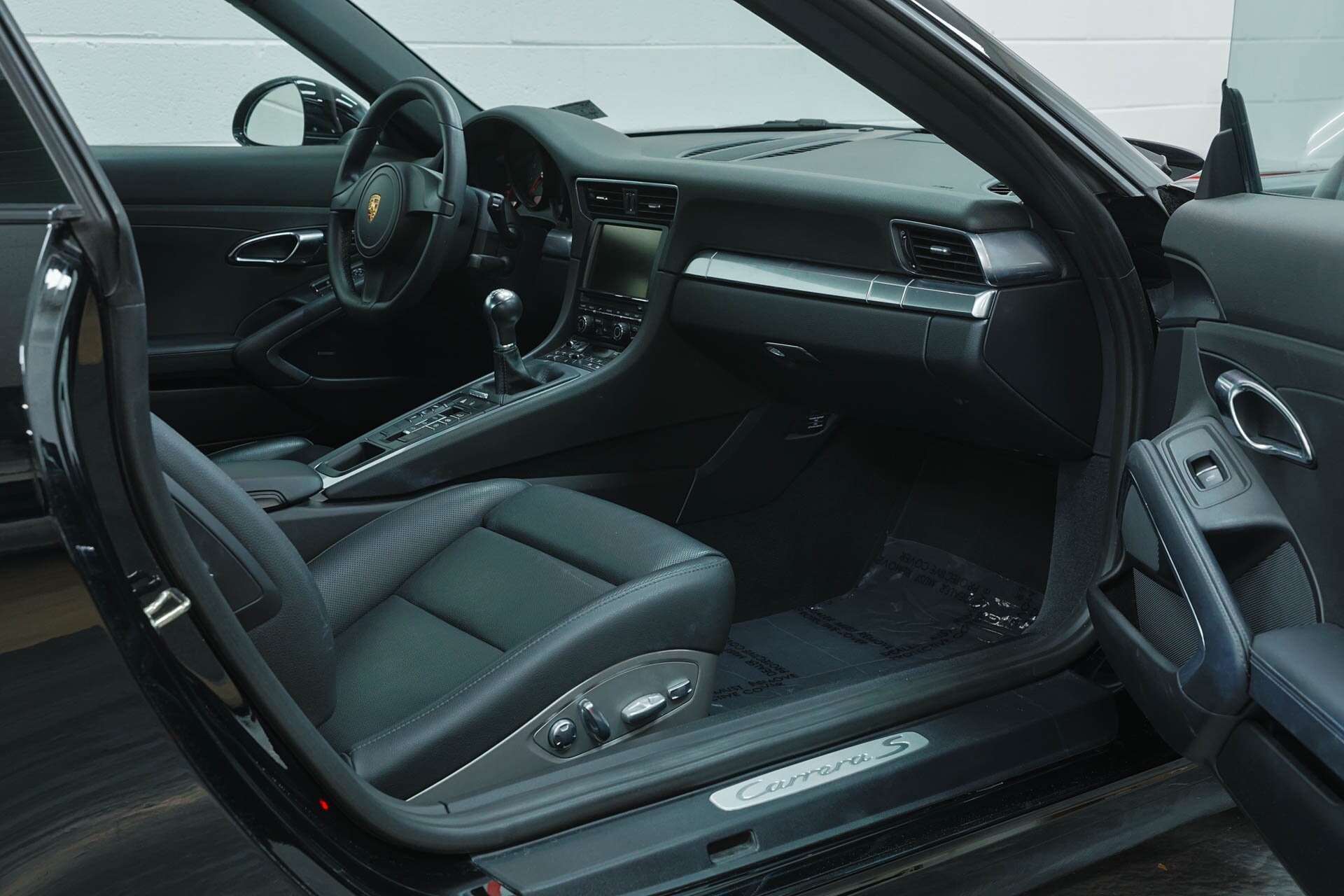 Used 2015 Porsche 911 Carrera S RWD image 80