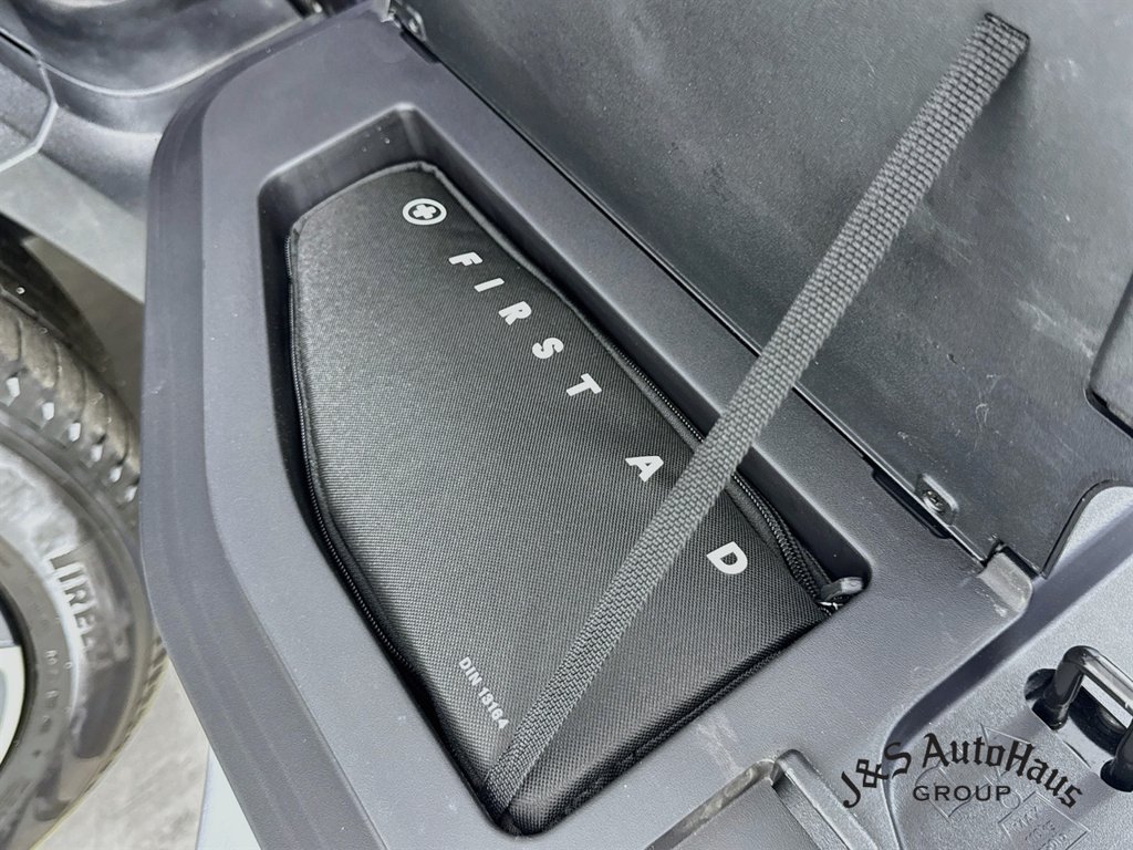 Used 2023 Rivian R1T Adventure Dual AWD/4WD image 43