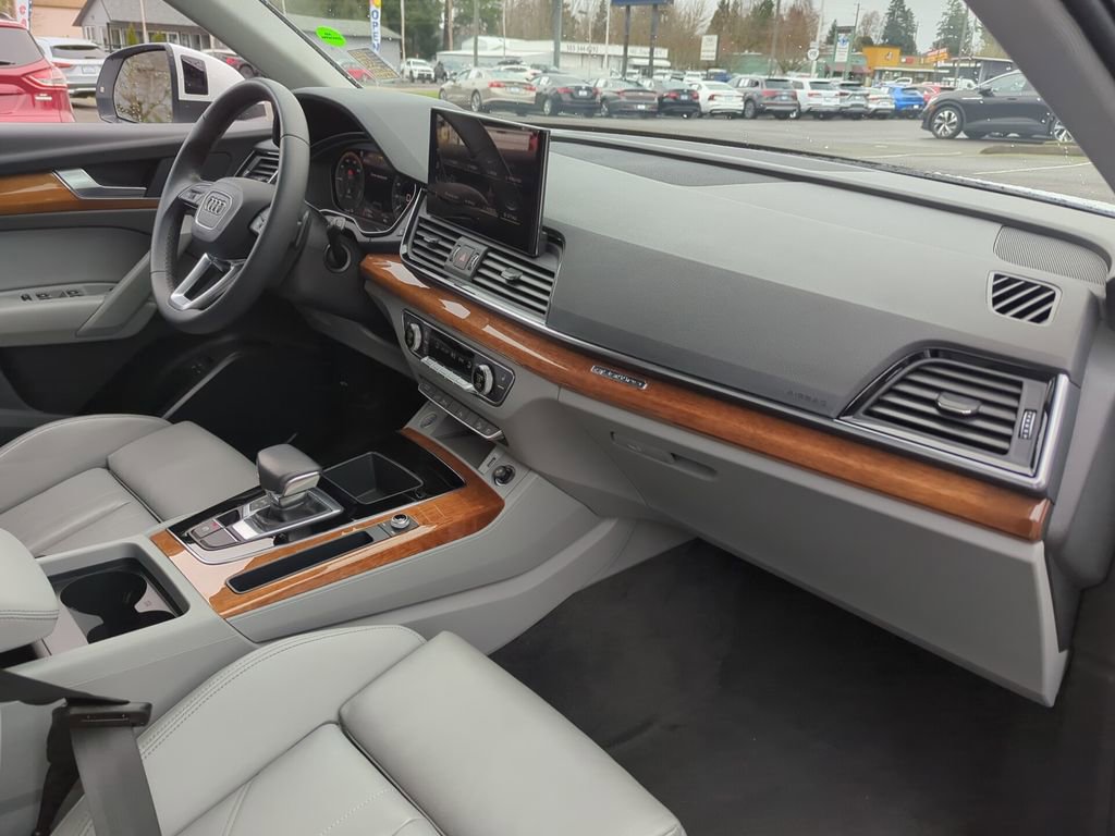 Used 2023 Audi Q5 e Premium image 36