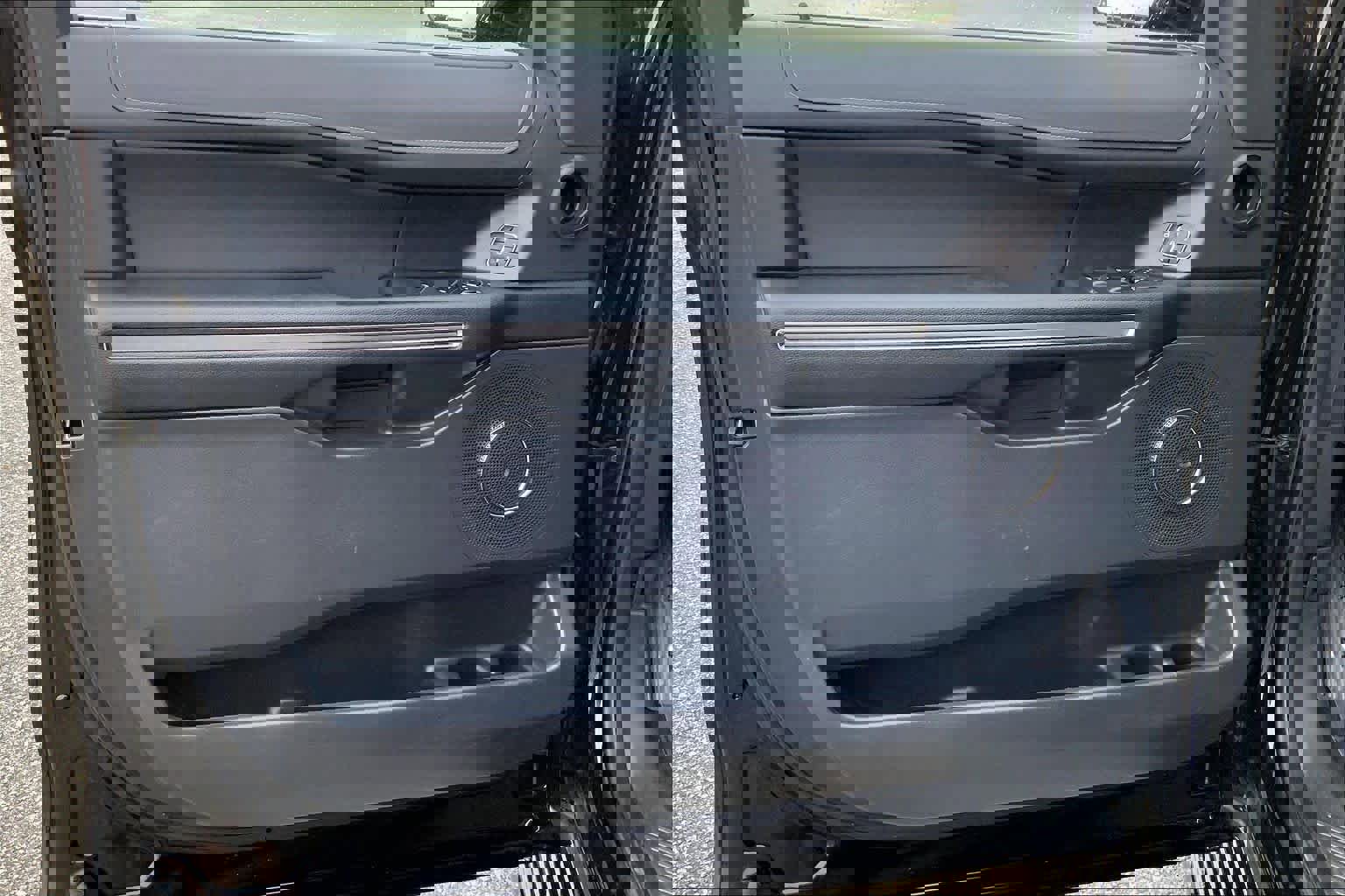 Used 2024 Ford Expedition XLT image 20