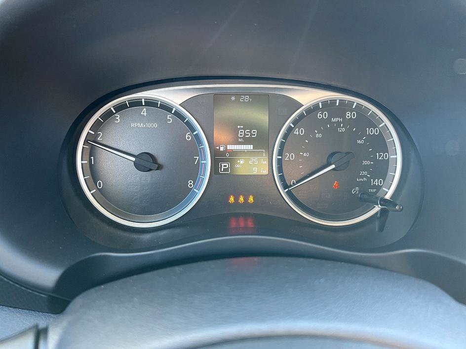 New 2025 Nissan Kicks Play S image 14