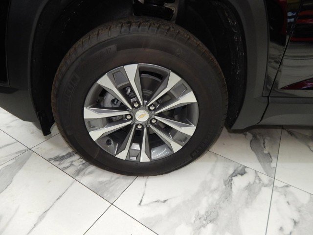 Used 2026 Chevrolet Equinox LT w/ Convenience Package II image 11