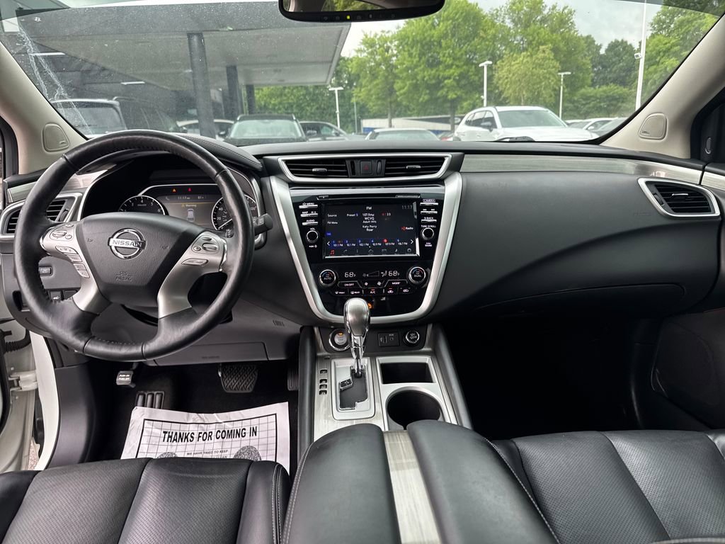 Used 2018 Nissan Murano SL w/ Midnight Edition Package FWD image 12